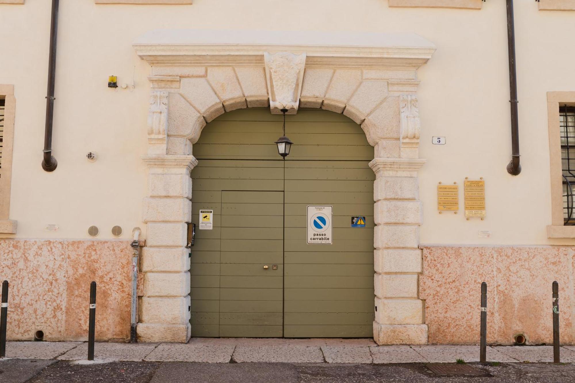Loft Artigliere Centro Verona 120Mq 4 Rooms Экстерьер фото